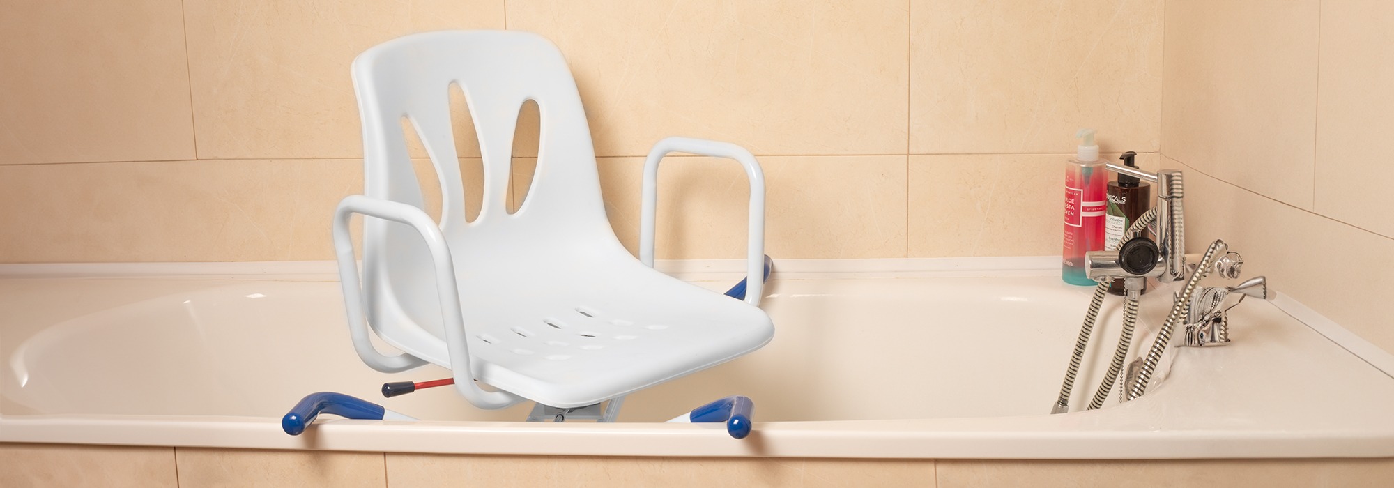 ayuda-bano-my-bath-totalcare_Ayuda_Bano_My_Bath-Foto-Modelo-1